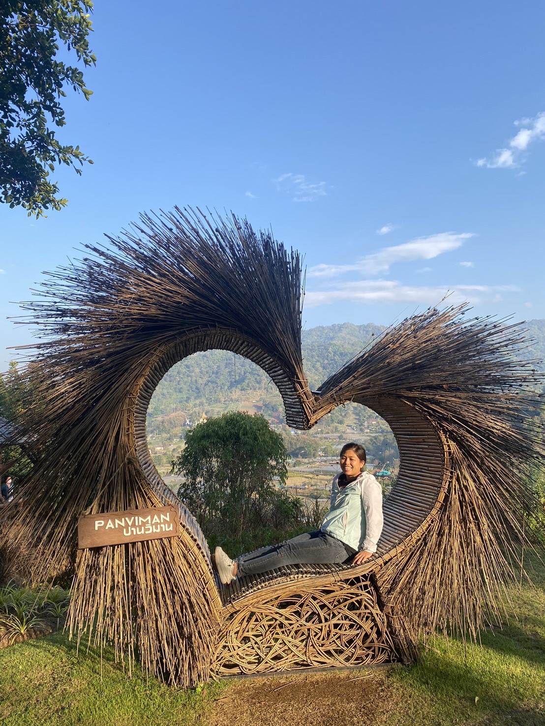 清邁山林景觀餐廳鳥巢